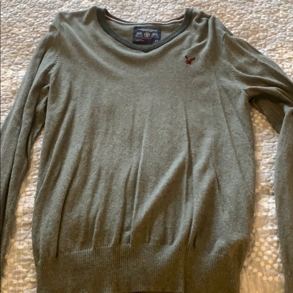 American Eagle sweater